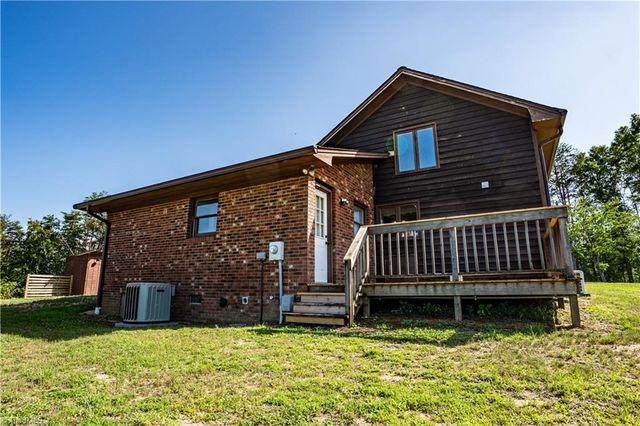 1437 Price Road, Eden, NC 27288