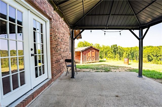 1437 Price Road, Eden, NC 27288