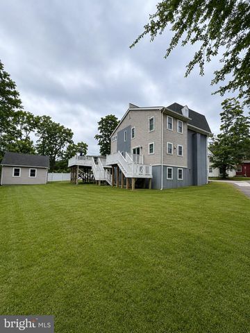 42 E 5TH AVE, Collegeville, PA 19426