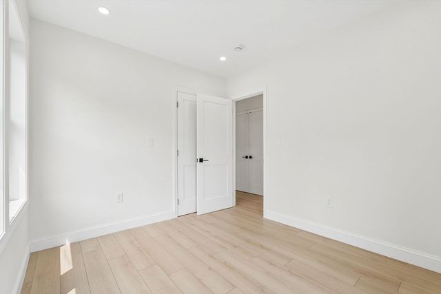77 Hurd St, Lynn, MA 01905