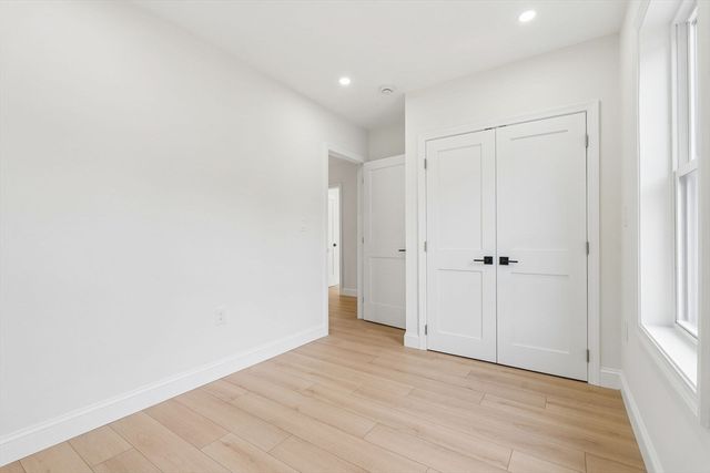 77 Hurd St, Lynn, MA 01905