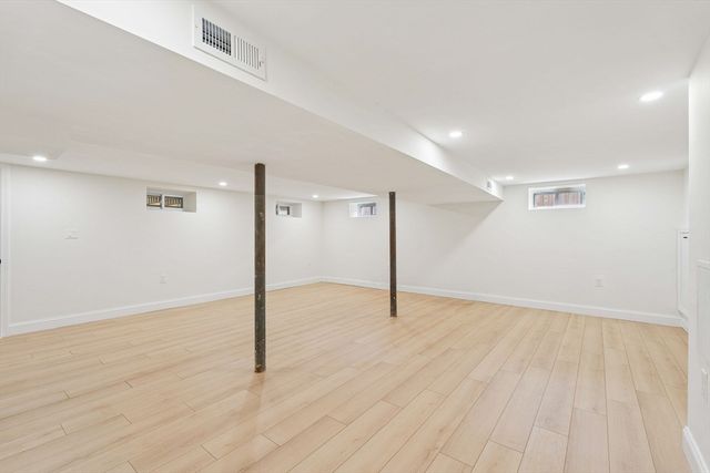 77 Hurd St, Lynn, MA 01905