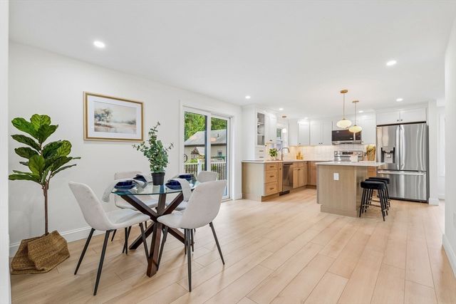77 Hurd St, Lynn, MA 01905