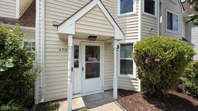 4704 Padma CT, Virginia Beach, VA 23462
