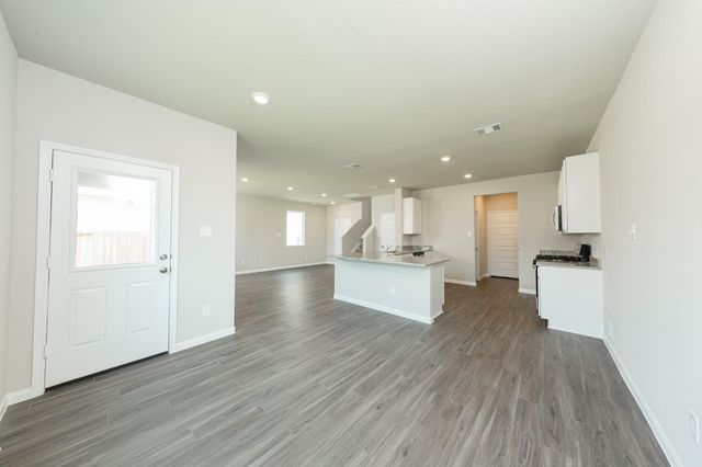 2549 Hawks Eye Drive, Conroe, TX 77301