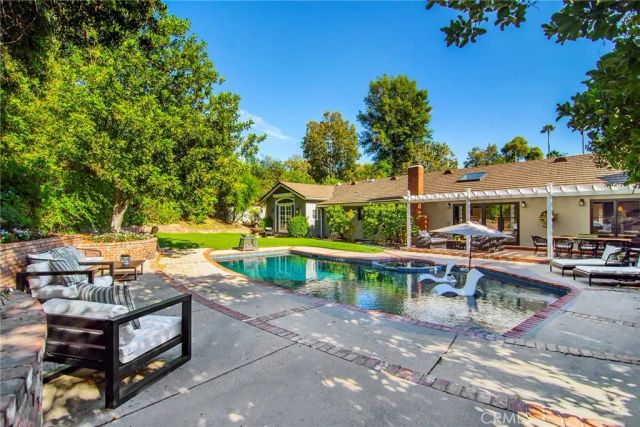 20367 Lander Drive, Woodland Hills, CA 91364