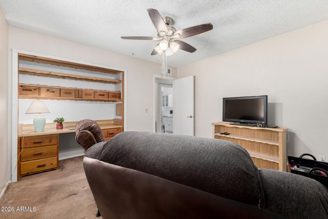 5825 W SUNNYSLOPE Lane, Glendale, AZ 85302