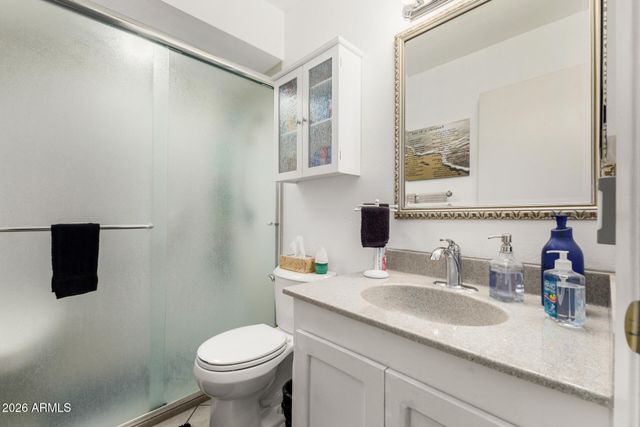 5825 W SUNNYSLOPE Lane, Glendale, AZ 85302