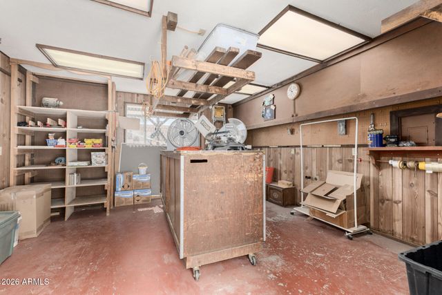 5825 W SUNNYSLOPE Lane, Glendale, AZ 85302