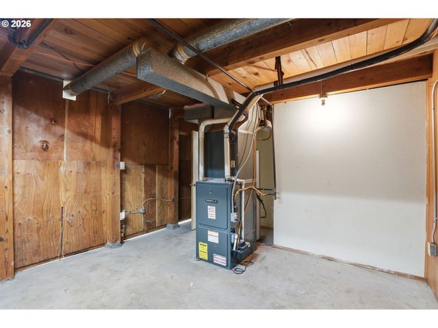 18010 Se PERSHING Ct, Gresham, OR 97236