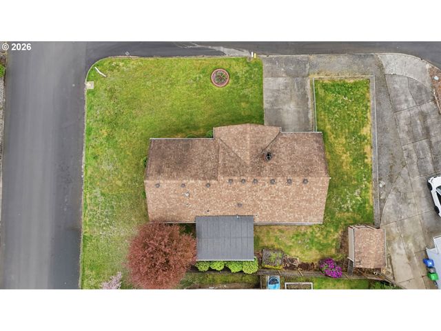 18010 Se PERSHING Ct, Gresham, OR 97236