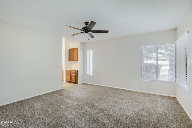 415 W GRANDVIEW Road, Phoenix, AZ 85023