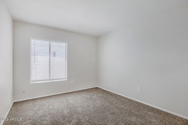 415 W GRANDVIEW Road, Phoenix, AZ 85023