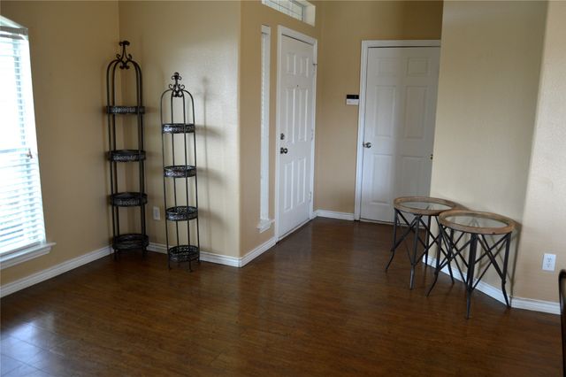 100 Lipan Street, Greenville, TX 75402