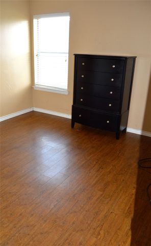 100 Lipan Street, Greenville, TX 75402