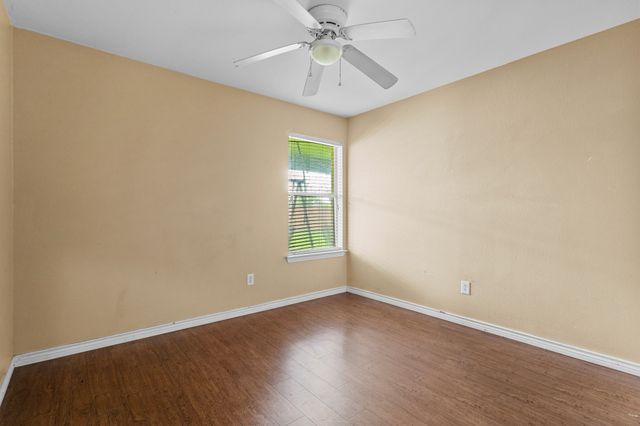 100 Lipan Street, Greenville, TX 75402