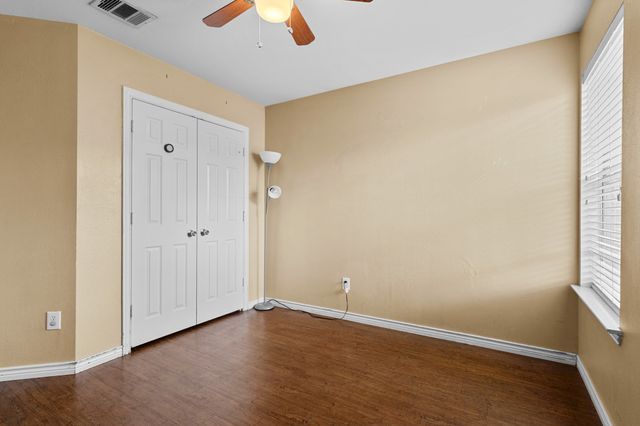 100 Lipan Street, Greenville, TX 75402