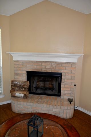100 Lipan Street, Greenville, TX 75402