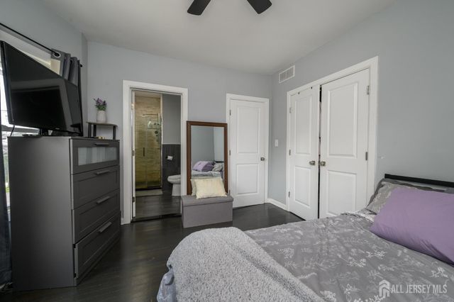 708 E Grand Avenue E, Rahway, NJ 07065