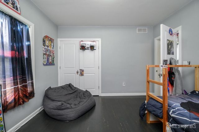 708 E Grand Avenue E, Rahway, NJ 07065