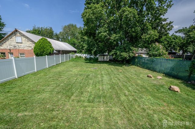 708 E Grand Avenue E, Rahway, NJ 07065