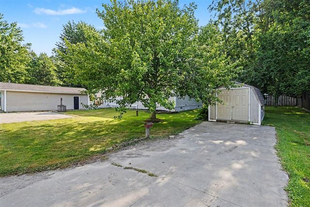 43479 Van Auken Drive, Bangor, MI 49013