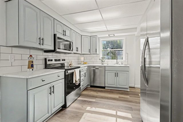 43479 Van Auken Drive, Bangor, MI 49013