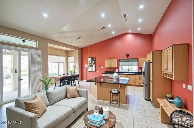 16112 W WHITTON Avenue, Goodyear, AZ 85395