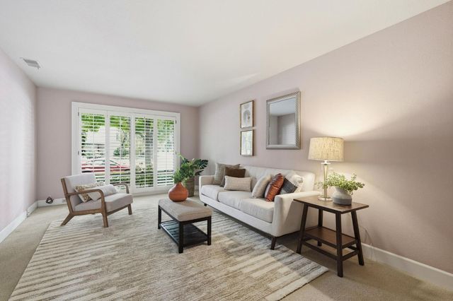 1276 Vanderbilt Way, Sacramento, CA 95825