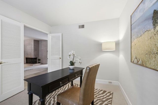1276 Vanderbilt Way, Sacramento, CA 95825