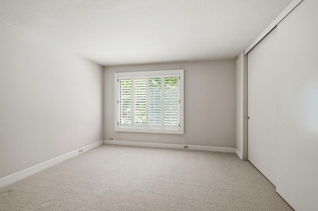 1276 Vanderbilt Way, Sacramento, CA 95825