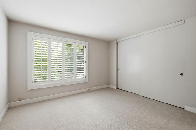 1276 Vanderbilt Way, Sacramento, CA 95825