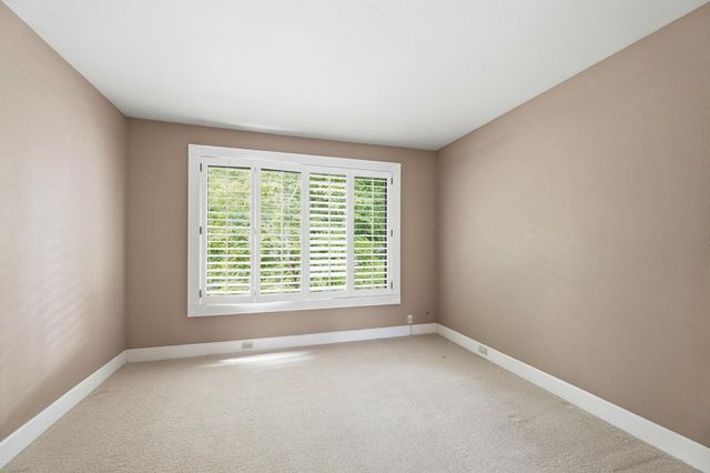 1276 Vanderbilt Way, Sacramento, CA 95825