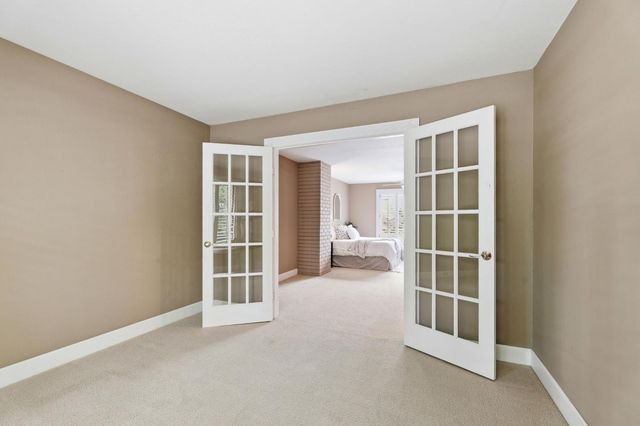 1276 Vanderbilt Way, Sacramento, CA 95825