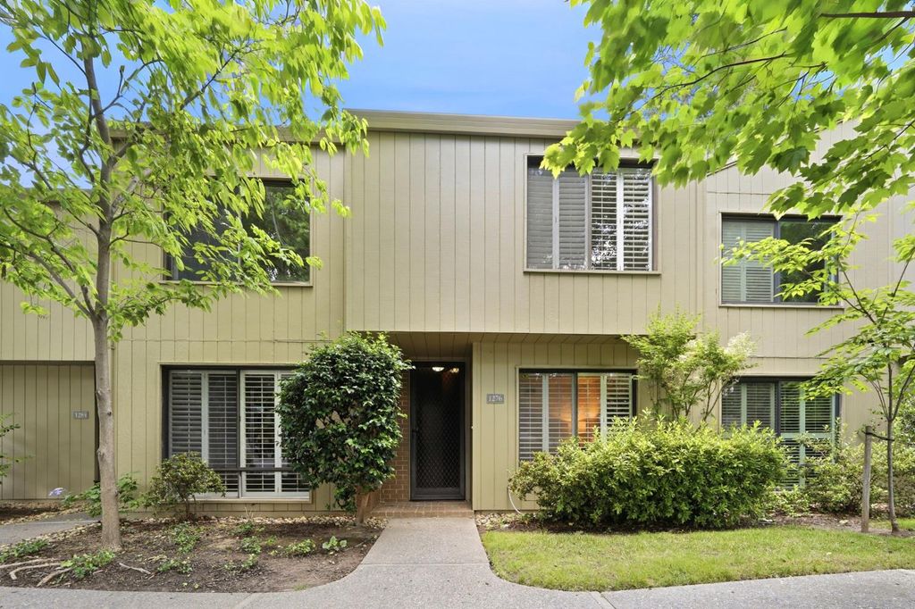 1276 Vanderbilt Way, Sacramento, CA 95825