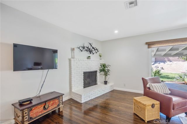 8435 Farralone Avenue, West Hills, CA 91304