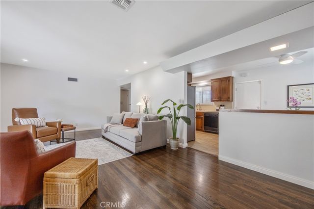 8435 Farralone Avenue, West Hills, CA 91304