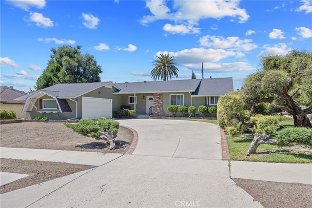 8435 Farralone Avenue, West Hills, CA 91304