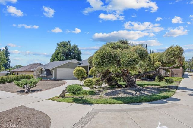 8435 Farralone Avenue, West Hills, CA 91304