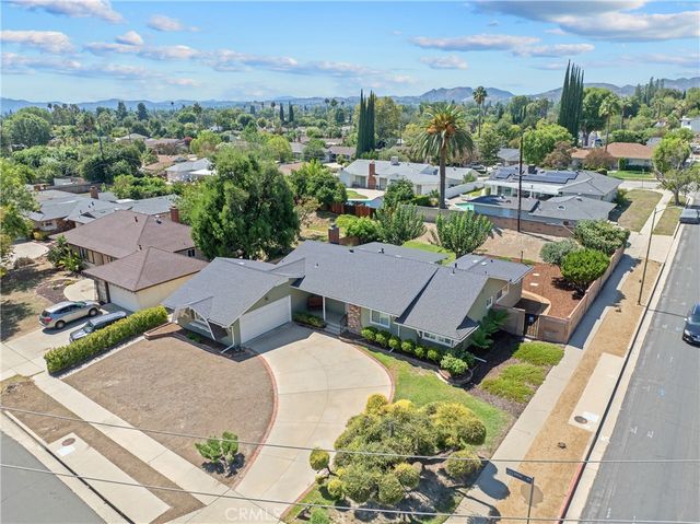 8435 Farralone Avenue, West Hills, CA 91304