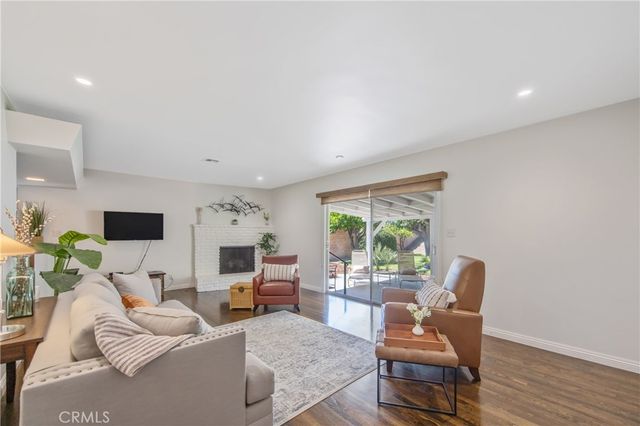 8435 Farralone Avenue, West Hills, CA 91304