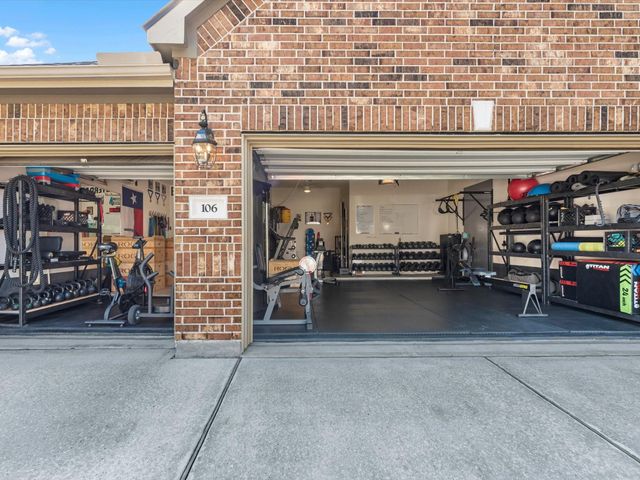 106 Diamond Back Lane, Montgomery, TX 77316