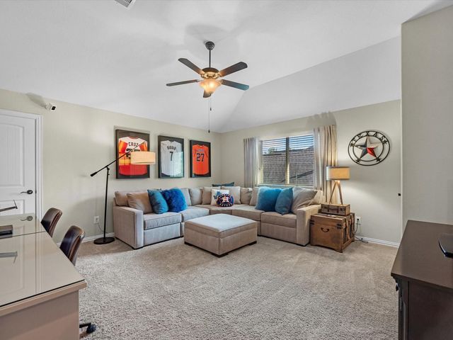 106 Diamond Back Lane, Montgomery, TX 77316