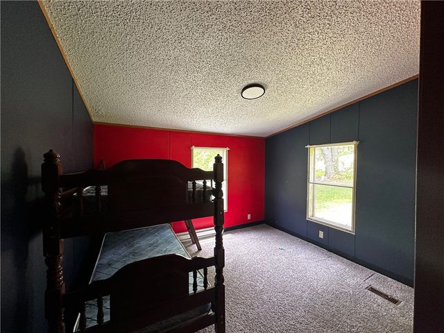 122 Arrowhead Rd, Allegheny Twp, PA 16373