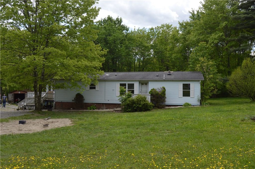 122 Arrowhead Rd, Allegheny Twp, PA 16373