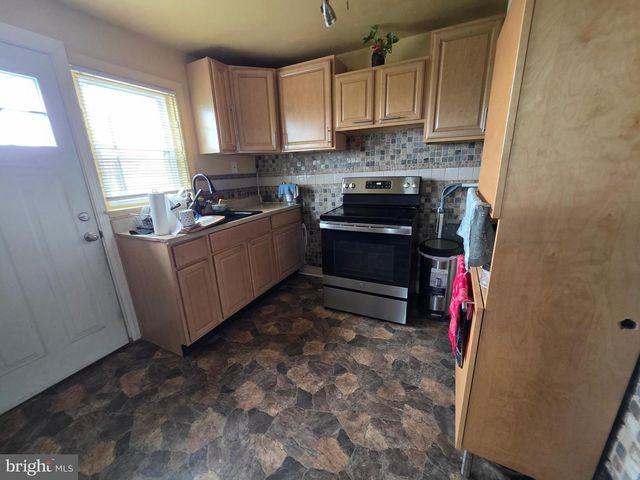 1144 CONCORD AVE, Chester, PA 19013