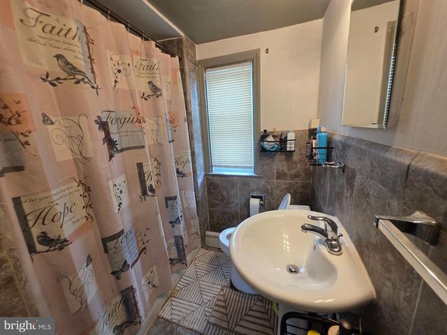 1144 CONCORD AVE, Chester, PA 19013