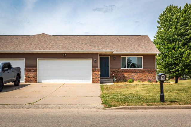 307 Roberts STREET E, Holmen, WI 54636