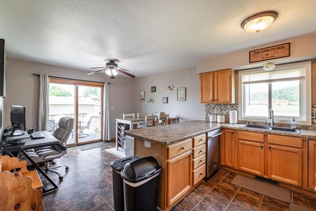 307 Roberts STREET E, Holmen, WI 54636