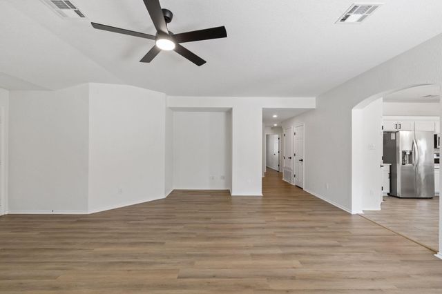 4009 Mayfield Cave TRL, Round Rock, TX 78681